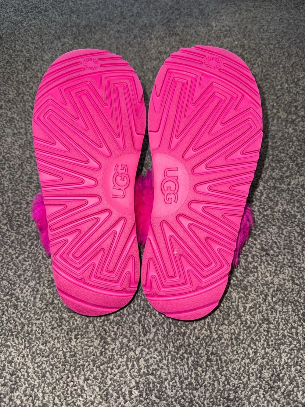 UGG bright cozy